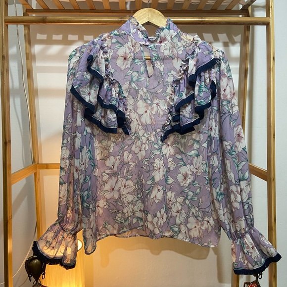 Floral Print Korean Tops .Size - L (Fit S-L) - Picture 5 of 9